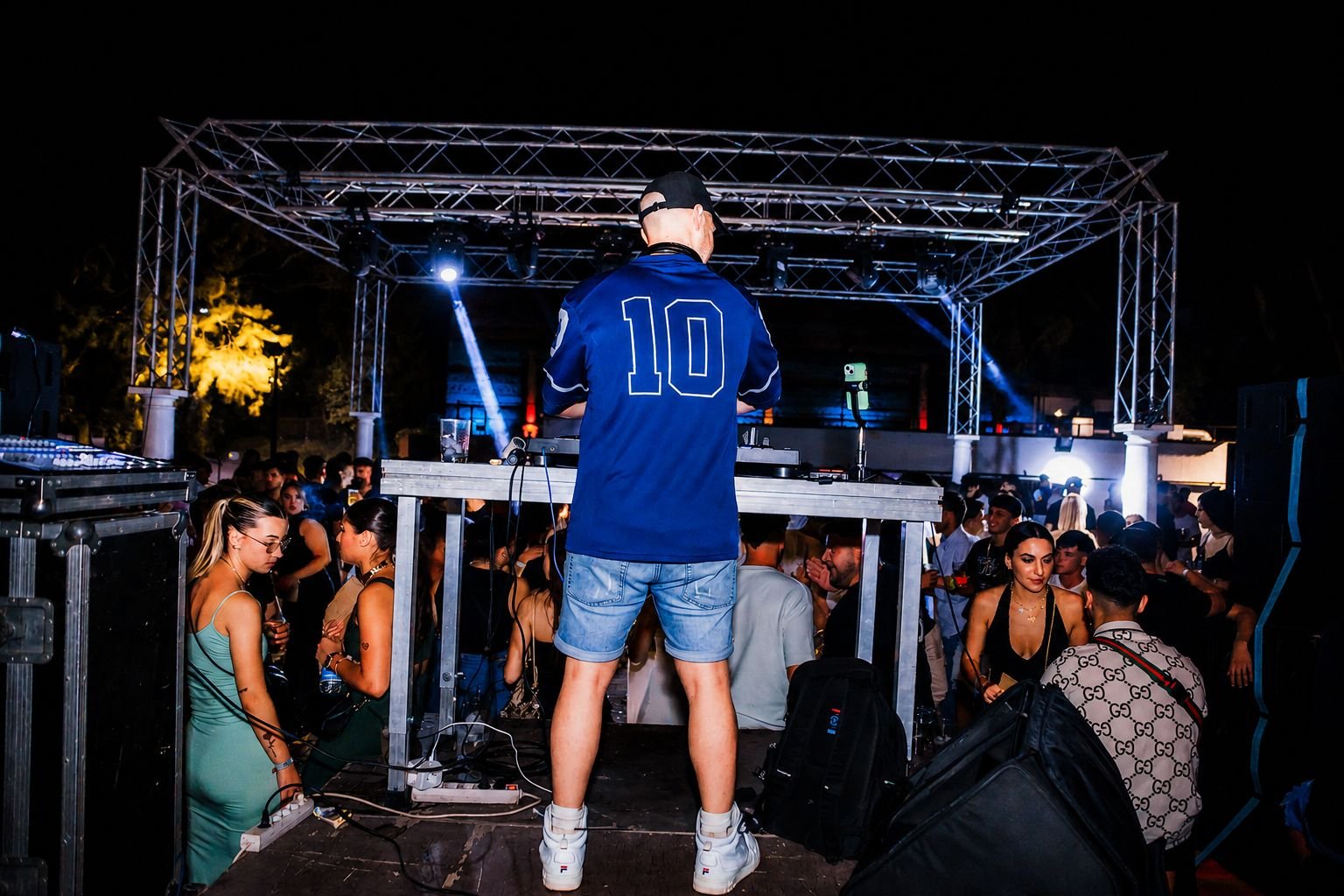 Jota Zambrano DJ en directo 15